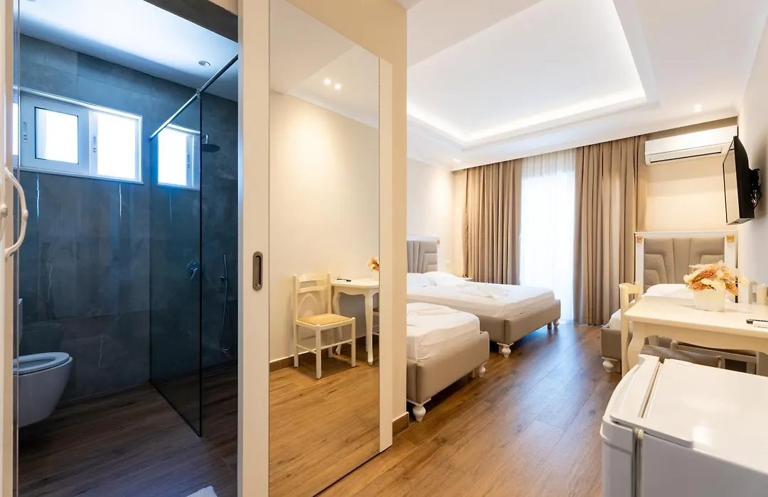 Hotel Vila Mare-1